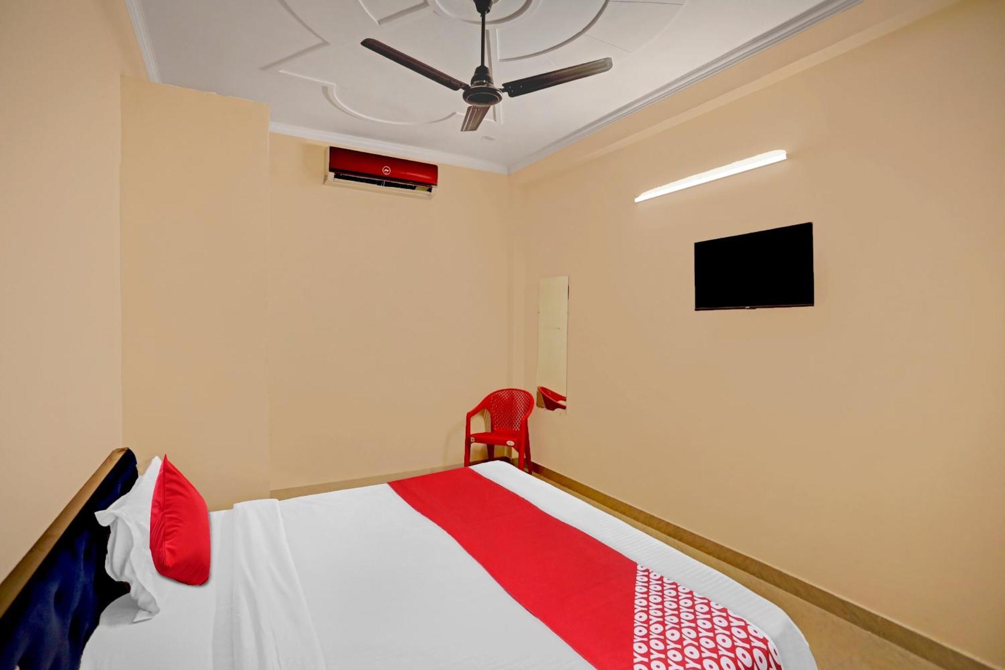 Hotel O Pari Hotel Газиабад Экстерьер фото