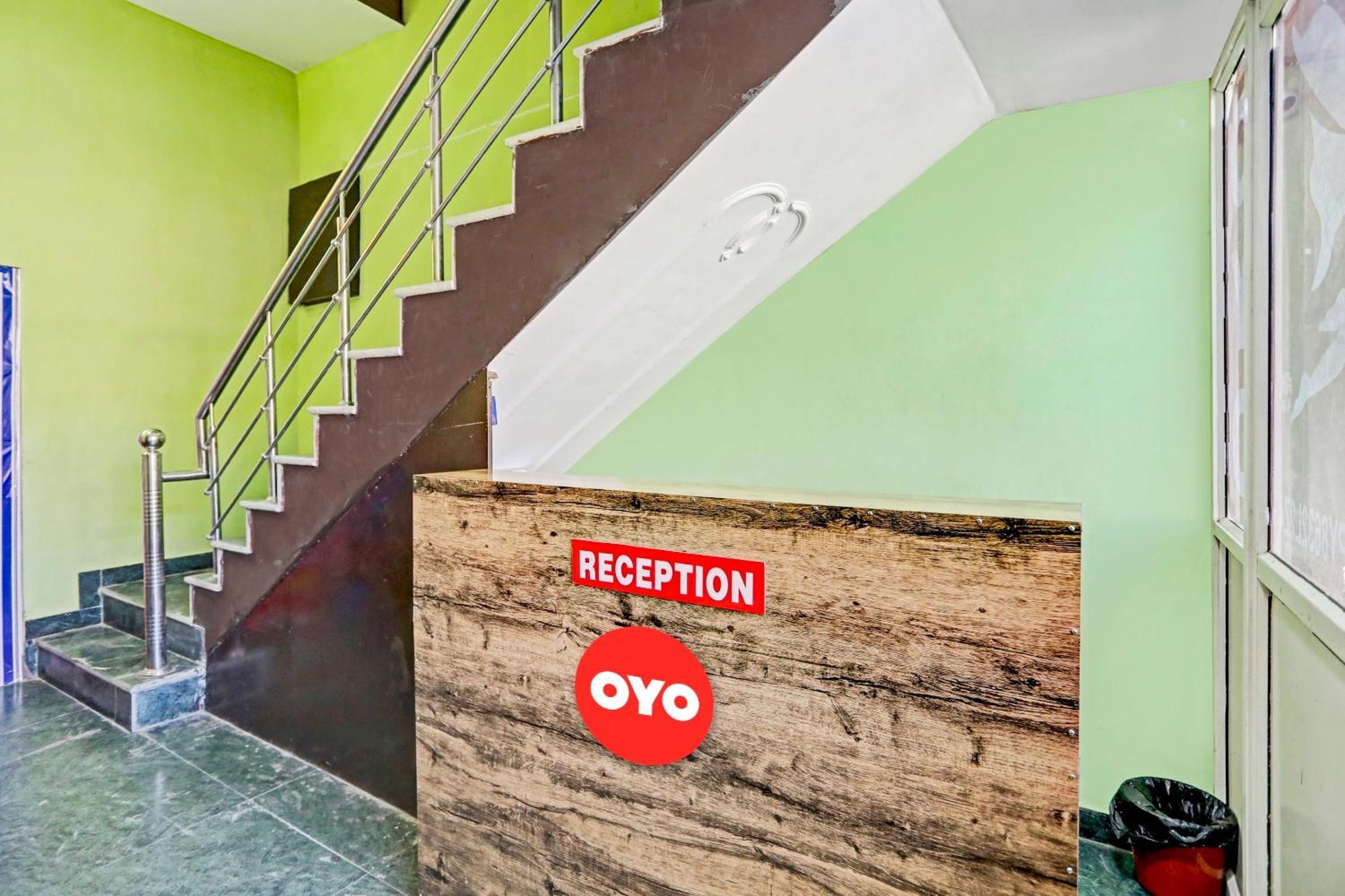 Hotel O Pari Hotel Газиабад Экстерьер фото
